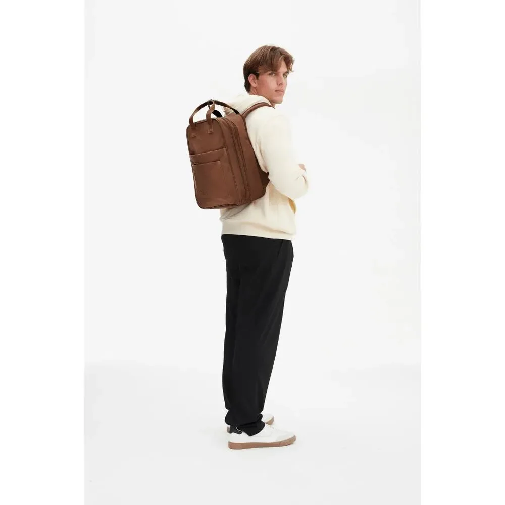 NWT BEIS The Expandable Backpack in Maple